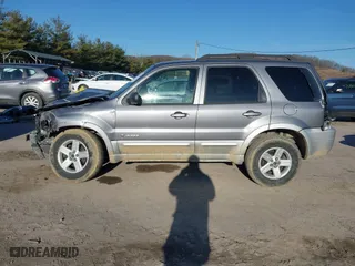 2007 Ford Escape Hybrid with VIN 1FMCU59H07KC05805, listed as a IAAI auction lot 41754874 with 230,265 mi miles. Bid and sale history available at carsss.com. Image 15.