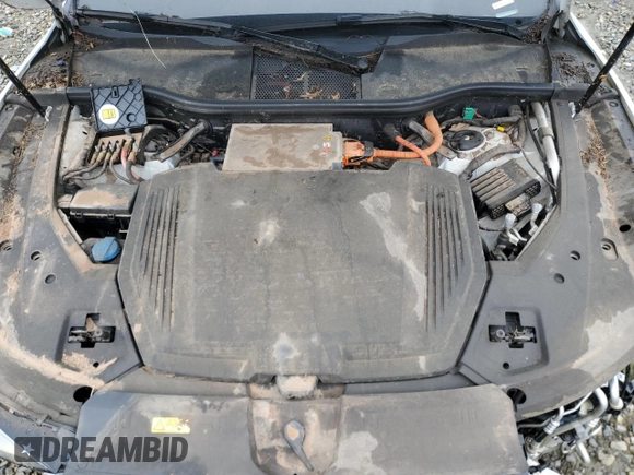 2021 Audi e-tron Premium z VIN WA1AAAGE2MB037094, wystawiony jako Copart lot #58707925 z przebiegiem Nie podano mil oraz Szkody całkowita. Historia ofert i sprzedaży dostępna na DreamBid. Obrazek 11.