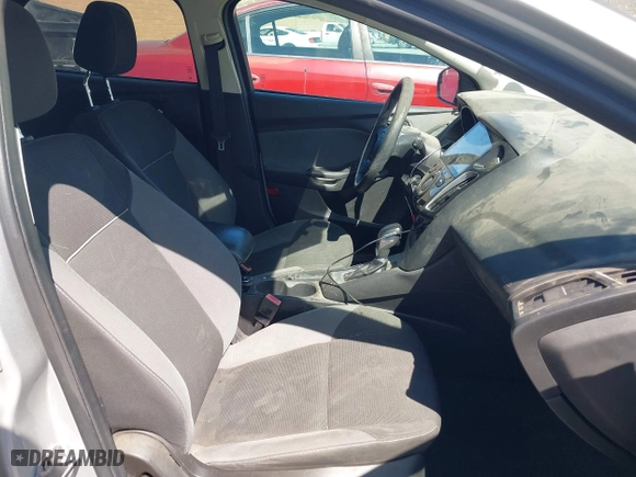 2012 Ford Focus SE with VIN 1FAHP3K28CL343856, listed as a IAAI auction lot 41990103 with 176,588 mi miles. Bid and sale history available at carsss.com. Image 5.