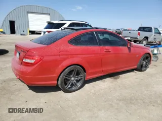 2012 Mercedes-Benz C 250 с VIN WDDGJ4HB9CF787885, выставлен на аукционе Copart как лот 51003725 с пробегом 178 975 миль миль и Списание • Salvage title. История ставок и продаж доступна на DreamBid. Изображение 3.