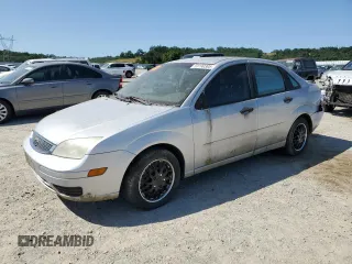 2005 Ford Focus S with VIN 1FAFP34N85W215763, listed as a Copart auction lot 53190305 with 329,088 mi miles and Clean title. Bid and sale history available at DreamBid. Image 1.