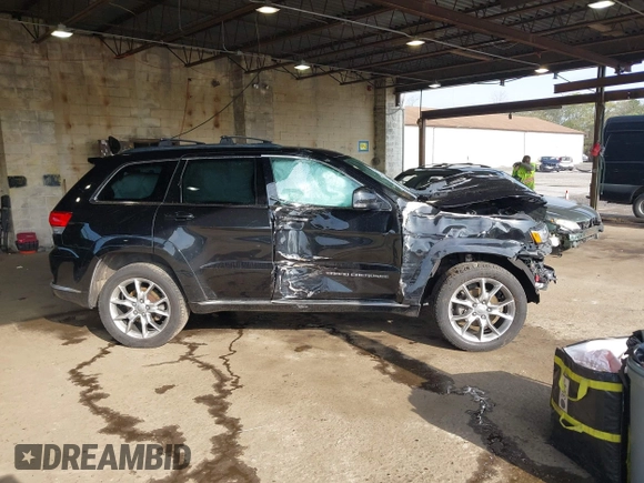 2016 Jeep Grand Cherokee Summit with VIN 1C4RJFJG7GC313252, listed as a IAAI auction lot 42172258 with 67,903 mi miles and . Bid and sale history available at DreamBid. Image 14.