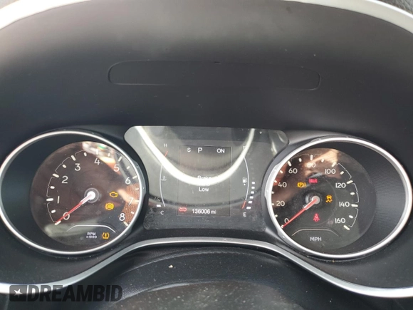 2020 Jeep Compass Latitude with VIN 3C4NJCBB0LT129253, listed as a Copart auction lot 57037305 with 136,006 mi miles and Salvage title. Bid and sale history available at DreamBid. Image 9.