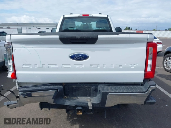2024 Ford F-250 XL with VIN 1FTBF2BA2RED61478, listed as a IAAI auction lot 42238749 with 28,707 mi miles and . Bid and sale history available at DreamBid. Image 16.