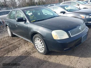 2007 Mercury Montego Premier with VIN 1MEHM43107G603596, listed as a IAAI auction lot 41623236 with 999,999 mi miles. Bid and sale history available at carsss.com. Image 1.