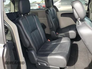 2016 Chrysler Town & Country Touring with VIN 2C4RC1BG5GR297409, listed as a Copart auction lot 53188935 with 174,648 mi miles and Clean Title. Bid and sale history available at carsss.com. Image 11.