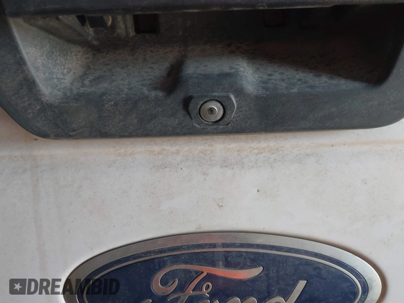2018 Ford F-150 XL with VIN 1FTFX1EGXJFC55772, listed as a IAAI auction lot 41836766 with 174,882 mi miles and . Bid and sale history available at DreamBid. Image 17.