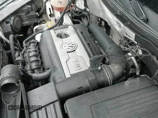 2017 Volkswagen Tiguan Wolfsburg Edition z VIN WVGRV7AX9HK002659, wystawiony jako IAAI lot #42482438 z przebiegiem 88 841 mil mil oraz . Historia ofert i sprzedaży dostępna na DreamBid. Obrazek 19.