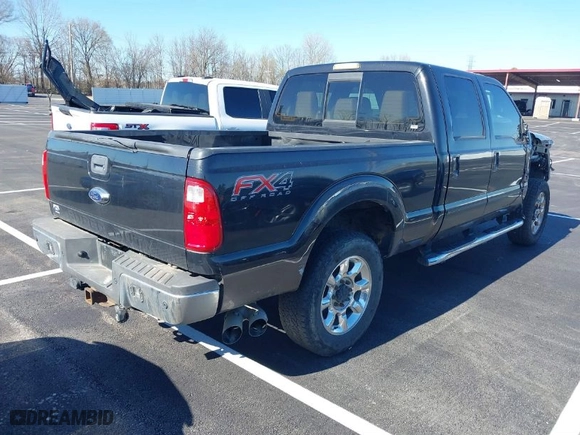 2015 Ford Super Duty F-250 SRW Lariat with VIN 1FT7W2BT1FED63208, listed as a IAAI auction lot 41785728 with 165,282 mi miles. Bid and sale history available at carsss.com. Image 4.