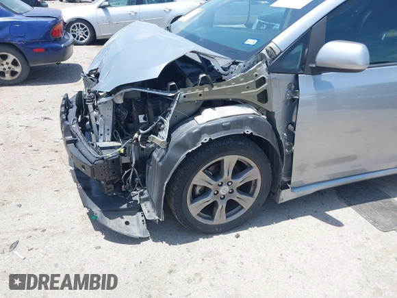2017 Toyota Sienna SE z VIN 5TDXZ3DC2HS873638, wystawiony jako IAAI lot #42448622 z przebiegiem 55 568 mil mil oraz . Historia ofert i sprzedaży dostępna na DreamBid. Obrazek 6.