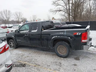 2009 GMC Sierra 1500 SLE with VIN 1GTEK29099Z296837, listed as a IAAI auction lot 41604029 with 198,881 mi miles and . Bid and sale history available at DreamBid. Image 14.