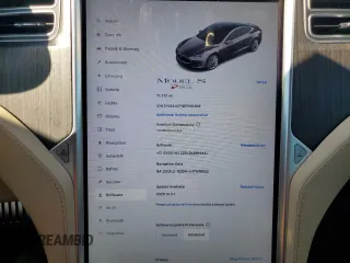2013 Tesla Model S Performance z VIN 5YJSA1CP1DFP20208, wystawiony jako Copart lot #56066035 z przebiegiem 71 513 mil mil oraz Szkoda całkowita • Salvage title. Historia ofert i sprzedaży dostępna na DreamBid. Obrazek 9.