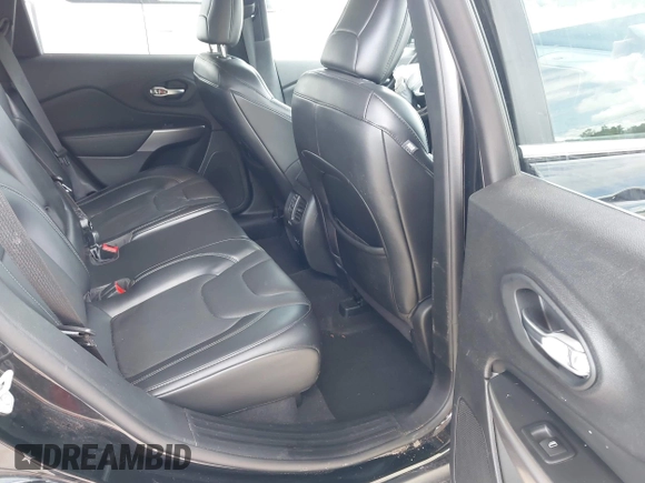 2021 Jeep Cherokee Latitude Lux with VIN 1C4PJMMXXMD158385, listed as a IAAI auction lot 42413514 with 86,163 mi miles and . Bid and sale history available at DreamBid. Image 8.