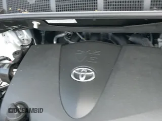 2020 Toyota Sienna XLE Auto Access Seat z VIN 5TDYZ3DCXLS077992, wystawiony jako IAAI lot #43121671 z przebiegiem 62 792 mil mil oraz . Historia ofert i sprzedaży dostępna na DreamBid. Obrazek 21.