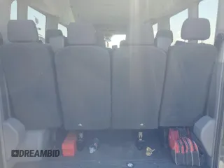 2017 Ford Transit Passenger XL z VIN 1FBAX2CG2HKB34677, wystawiony jako IAAI lot #42376375 z przebiegiem 175 413 mil mil oraz . Historia ofert i sprzedaży dostępna na DreamBid. Obrazek 4.
