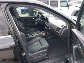 2018 Audi Q5 Premium Plus with VIN WA1BNAFY6J2228095, listed as a IAAI auction lot 41365264 with 75,191 mi miles. Bid and sale history available at carsss.com. Image 5.