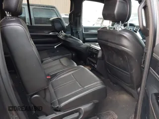 2022 Jeep Wagoneer Series II with VIN 1C4SJVBT6NS142763, listed as a IAAI auction lot 41749188 with 107,226 mi miles. Bid and sale history available at carsss.com. Image 8.