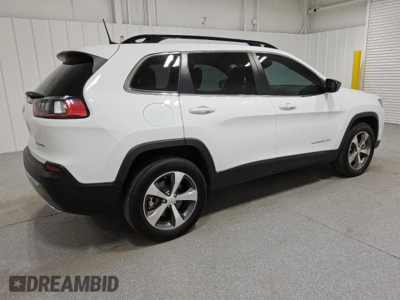 2022 Jeep Cherokee Limited with VIN 1C4PJMDX1ND504146, listed as a Copart auction lot 62564095 with 34,155 mi miles and Clean title. Bid and sale history available at DreamBid. Image 3.