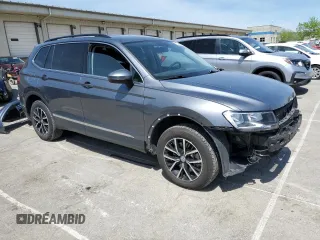 2021 Volkswagen Tiguan SE z VIN 3VV3B7AX7MM118689, wystawiony jako Copart lot #53640205 z przebiegiem 68 737 mil mil oraz Szkody całkowita. Historia ofert i sprzedaży dostępna na DreamBid. Obrazek 4.