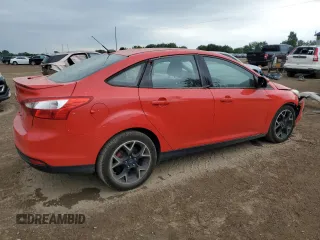 2012 Ford Focus SE with VIN 1FAHP3F23CL153439, listed as a Copart auction lot 60238075 with 126,360 mi miles and Clean title. Bid and sale history available at DreamBid. Image 3.