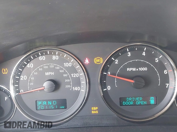 2006 Jeep Commander with VIN 1J8HG48K86C145055, listed as a IAAI auction lot 42416164 with 201,151 mi miles and . Bid and sale history available at DreamBid. Image 7.