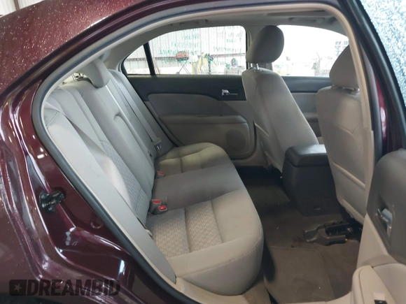 2011 Ford Fusion SE with VIN 3FAHP0HAXBR158981, listed as a IAAI auction lot 41742876 with 82,923 mi miles. Bid and sale history available at carsss.com. Image 8.