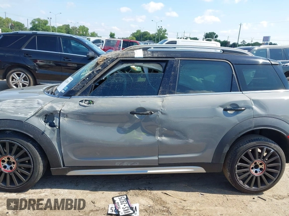 2020 MINI Countryman Cooper S with VIN WMZYW7C05L3M07661, listed as a IAAI auction lot 42242689 with 45,602 mi miles and . Bid and sale history available at DreamBid. Image 14.