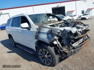 2021 Chevrolet Tahoe LS with VIN 1GNSCMKD4MR235551, listed as a IAAI auction lot 39517882 with 0 mi miles. Bid and sale history available at carsss.com. Image 1.