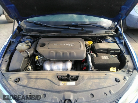 2015 Chrysler 200 Limited with VIN 1C3CCCAB9FN563232, listed as a IAAI auction lot 41543836 with 80,263 mi miles. Bid and sale history available at carsss.com. Image 10.