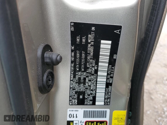 2017 Toyota Sienna LE Auto Access Seat with VIN 5TDKZ3DCXHS782353, listed as a Copart auction lot 49989555 with 102,129 mi miles and Salvage Title. Bid and sale history available at carsss.com. Image 13.