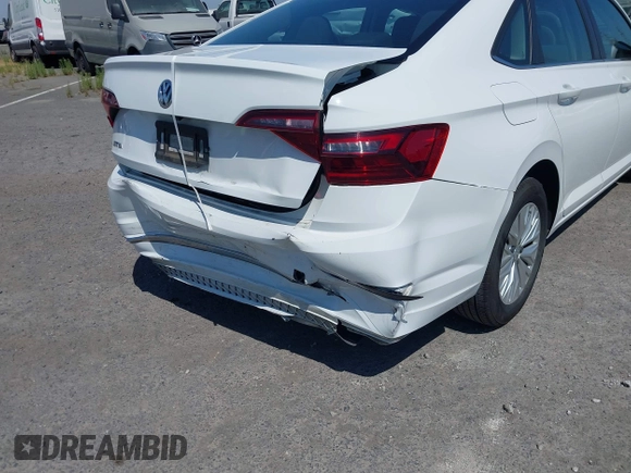 2020 Volkswagen Jetta S with VIN 3VWC57BU0LM087307, listed as a IAAI auction lot 42647995 with 58,628 mi miles and . Bid and sale history available at DreamBid. Image 19.