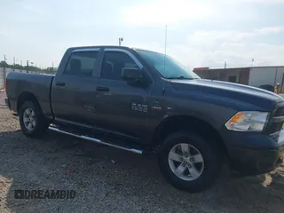2018 Ram 1500 Express z VIN 1C6RR7KT0JS276527, wystawiony jako IAAI lot #41967968 z przebiegiem 200 964 mil mil oraz . Historia ofert i sprzedaży dostępna na DreamBid. Obrazek 13.