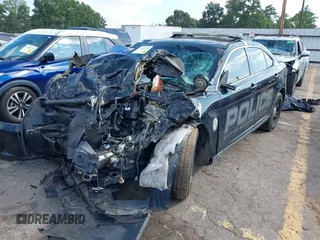 2014 Ford Police Interceptor z VIN 1FAHP2MT8EG154863, wystawiony jako IAAI lot #39828241 z przebiegiem 118 600 mil mil oraz . Historia ofert i sprzedaży dostępna na DreamBid. Obrazek 2.
