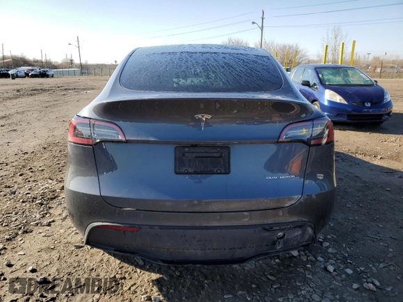 2023 Tesla Model Y Long Range z VIN 7SAYGDEE0PA206005, wystawiony jako Copart lot #50681145 z przebiegiem 31 989 mil mil oraz Szkoda całkowita • Salvage title. Historia ofert i sprzedaży dostępna na DreamBid. Obrazek 6.