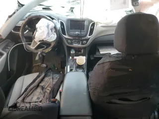 2020 Chevrolet Equinox LS z VIN 2GNAXHEV6L6171261, wystawiony jako Copart lot #49866745 z przebiegiem 218 045 mil mil oraz Szkoda całkowita • Salvage title. Historia ofert i sprzedaży dostępna na DreamBid. Obrazek 8.