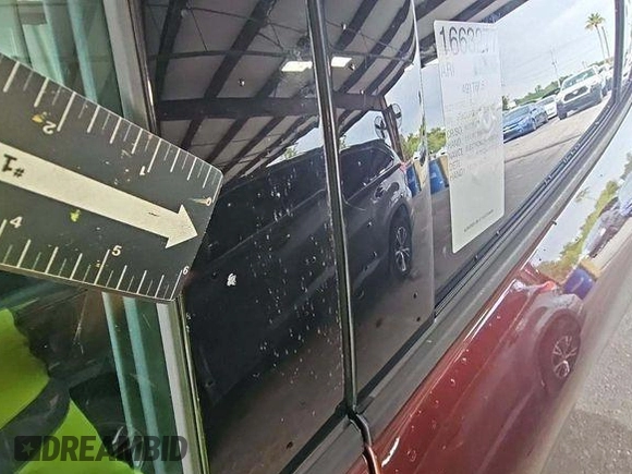 2021 Ford Escape SE with VIN 1FMCU9G64MUB24900, listed as a IAAI auction lot 42730688 with 89,597 mi miles and . Bid and sale history available at DreamBid. Image 10.