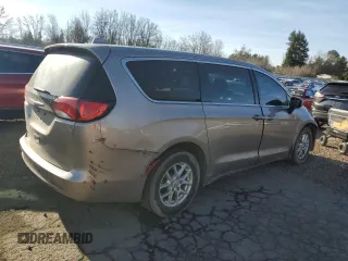 2018 Chrysler Pacifica Touring with VIN 2C4RC1DGXJR293893, listed as a Copart auction lot 41871185 with 141,447 mi miles and Clean title. Bid and sale history available at DreamBid. Image 3.