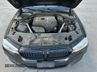2018 BMW 5 Series 530e xDrive with VIN WBAJB1C57JB084929, listed as a Copart auction lot 50735195 with 139,305 mi miles and Clean Title. Bid and sale history available at carsss.com. Image 5.