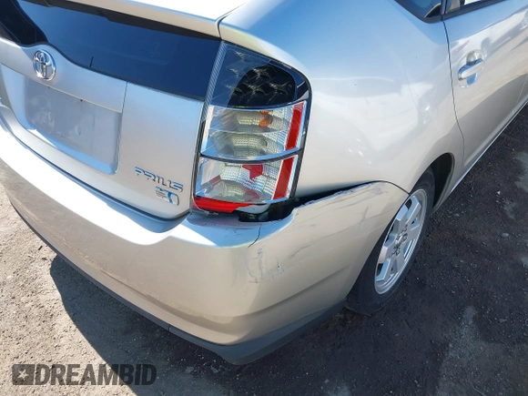2005 Toyota Prius with VIN JTDKB20U153124639, listed as a IAAI auction lot 41696769 with 245,061 mi miles. Bid and sale history available at carsss.com. Image 6.