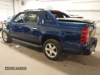 2013 Chevrolet Avalanche LT with VIN 3GNTKFE71DG309629, listed as a IAAI auction lot 42082132 with 139,428 mi miles and . Bid and sale history available at DreamBid. Image 3.