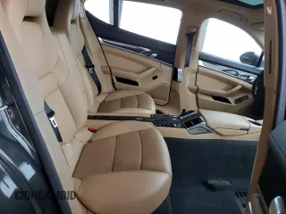 2013 Porsche Panamera с VIN WP0AA2A7XDL015781, выставлен на аукционе Copart как лот 84434804 с пробегом Не указан миль и Списание • Salvage title. История ставок и продаж доступна на DreamBid. Изображение 10.