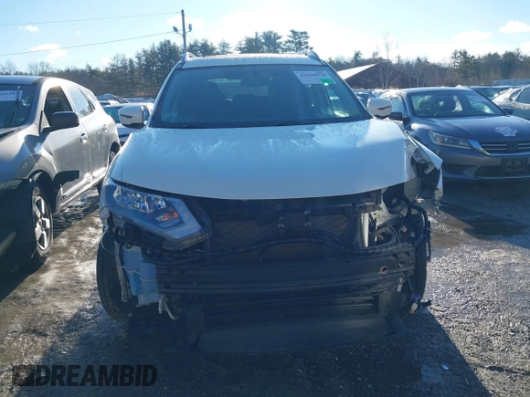 2018 Nissan Rogue SV with VIN 5N1AT2MV8JC791337, listed as a IAAI auction lot 41650978 with 69,469 mi miles. Bid and sale history available at carsss.com. Image 12.