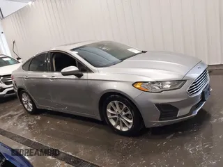 2020 Ford Fusion SE with VIN 3FA6P0HD3LR202029, listed as a IAAI auction lot 41655305 with 110,229 mi miles. Bid and sale history available at carsss.com. Image 13.