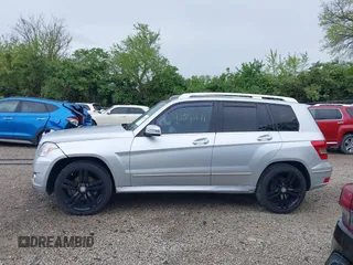 2012 Mercedes-Benz GLK 350 z VIN WDCGG5GB3CF922059, wystawiony jako IAAI lot #42242471 z przebiegiem 124 056 mil mil oraz . Historia ofert i sprzedaży dostępna na DreamBid. Obrazek 14.
