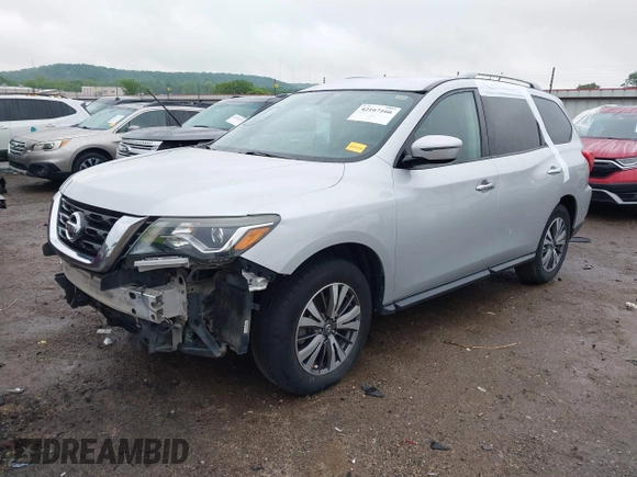 2017 Nissan Pathfinder Platinum with VIN 5N1DR2MM3HC649569, listed as a IAAI auction lot 42167166 with 150,815 mi miles and . Bid and sale history available at DreamBid. Image 2.