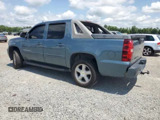2008 Chevrolet Avalanche 3LT z VIN 3GNEC120X8G262669, wystawiony jako Copart lot #63563495 z przebiegiem 301 581 mil mil oraz Szkoda całkowita • Salvage title. Historia ofert i sprzedaży dostępna na DreamBid. Obrazek 2.