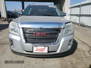 2015 GMC Terrain SLT z VIN 2GKFLXEK3F6236537, wystawiony jako Copart lot #48886845 z przebiegiem 128 948 mil mil oraz Szkoda całkowita • Salvage title. Historia ofert i sprzedaży dostępna na DreamBid. Obrazek 5.