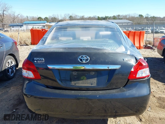 2009 Toyota Yaris z VIN JTDBT903291338232, wystawiony jako IAAI lot #41699916 z przebiegiem Nie podano mil oraz . Historia ofert i sprzedaży dostępna na DreamBid. Obrazek 11.