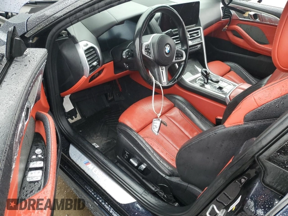 2023 BMW 8 Series M850i z VIN WBAGV8C0XPCK94037, wystawiony jako Copart lot #51156675 z przebiegiem Nie podano mil oraz Szkoda całkowita • Salvage title. Historia ofert i sprzedaży dostępna na DreamBid. Obrazek 8.