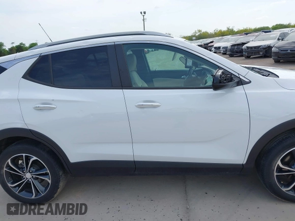 2020 Buick Encore GX Select with VIN KL4MMDSL0LB131551, listed as a IAAI auction lot 42023982 with 28,528 mi miles and . Bid and sale history available at DreamBid. Image 13.